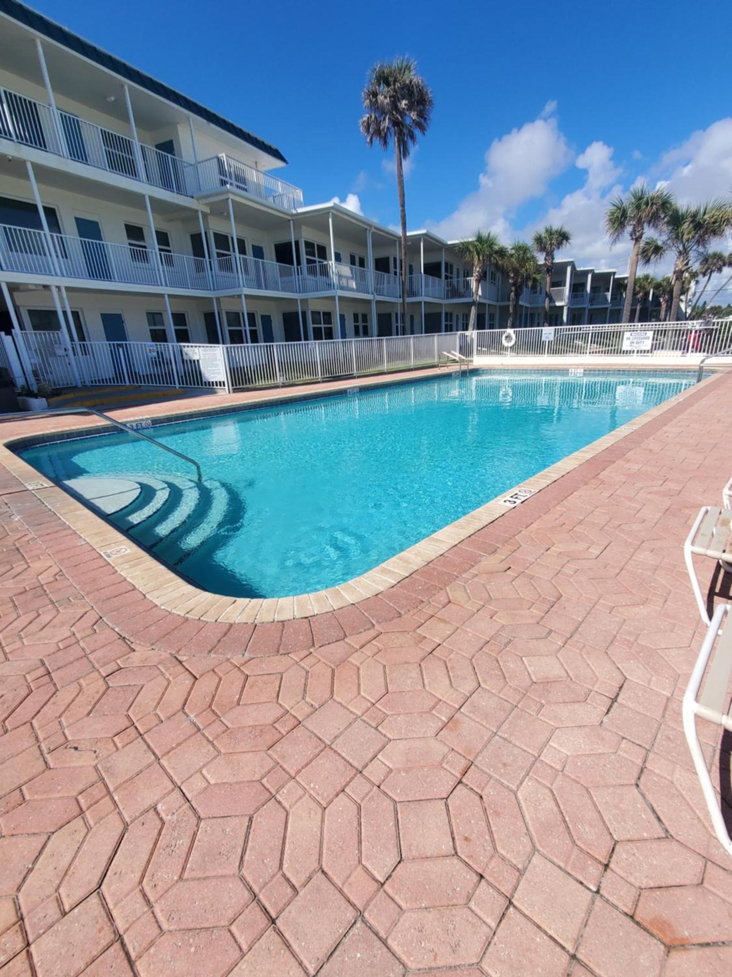 Beachside Bliss Ocean Views & Endless Fun Daytona Beach! Apartment *